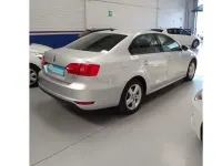 Usado VW Jetta Advance 105 CV (77 kW) 2014 Gris Berlina
