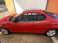 Usado Hyundai Coupé 114 CV (83 kW) 1998 Rojo Coupe