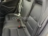 Usado Mercedes GLA180 122 CV (89 kW) 2019 Blanco SUV