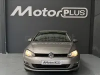 Usado VW Golf VII Advance 115 CV (84 kW) 2017 Gris / plata Berlina