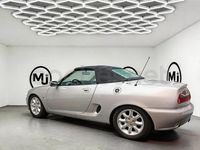 Usado MG F 120 CV (88 kW) 2001 Gris / plata Descapotable