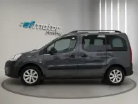 Usado Peugeot Partner Tepee Outdoor 120 CV (88 kW) 2018 Gris Monovolumen