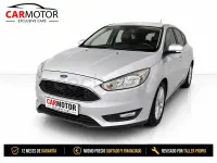 Usado Ford Focus Trend 125 CV (91 kW) 2017 Gris / plata Berlina