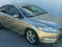 Usado Ford Mondeo Titanium 140 CV (102 kW) 2011 Gris / plata Berlina