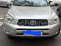 Usado Toyota RAV4 Sol 152 CV (111 kW) 2008 Gris / plata SUV