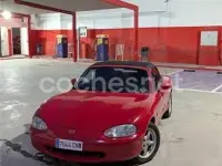Usado Mazda MX5 110 CV (80 kW) 1998 Rojo Descapotable
