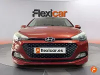 Usado Hyundai i20 100 CV (73 kW) 2017 Rojo