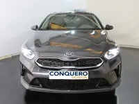 Usado Kia Ceed 141 CV (103 kW) 2021 Gris / plata Utilitario