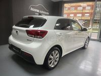Usado Kia Rio 100 CV (73 kW) 2021 Blanco Berlina