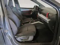 Usado Seat Arona FR 115 CV (84 kW) 2025 Gris SUV