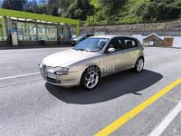Usado Alfa Romeo 147 Progression 115 CV (84 kW) 2004 Beige Utilitario