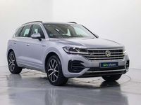 Usado VW Touareg R-line 286 CV (210 kW) 2020 Plateado SUV