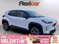 Usado Toyota Yaris Hybrid Style 92 CV (67 kW) 2022 Blanco