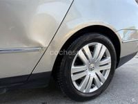 Usado VW Passat Trendline 140 CV (102 kW) 2007 Beige Familiar