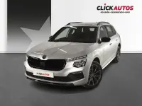 Usado Skoda Kamiq Sport 115 CV (84 kW) 2025 Gris / plata SUV