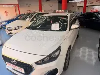 Usado Hyundai i30 GO! 95 CV (69 kW) 2020 Blanco Berlina