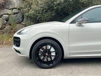 Usado Porsche Cayenne Turbo Sport 550 CV (404 kW) 2020 Beige SUV