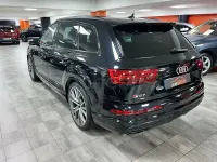 Usado Audi SQ7 435 CV (319 kW) 2017 Negro SUV