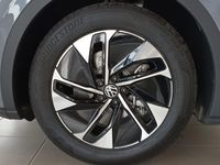 Nuevo VW ID.5 Pro 150 kW (204 CV) 2025 Gris ceres techo negro SUV