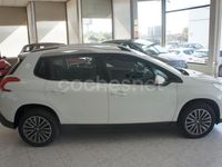 Usado Peugeot 2008 Active 100 CV (73 kW) 2015 Blanco SUV