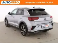 Usado VW T-Roc R-line 150 CV (110 kW) 2023 Gris SUV