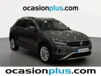 Usado VW T-Roc Life 110 CV (80 kW) 2024 Gris SUV