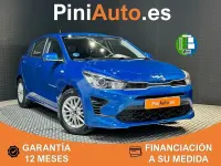 Usado Kia Rio 100 CV (73 kW) 2021 Azul Berlina