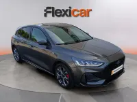 Usado Ford Focus ST-Line 125 CV (91 kW) 2022 Gris Berlina
