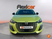 Usado Peugeot 208 Allure 100 CV (73 kW) 2025 Amarillo Utilitario