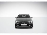 Usado Mercedes A200 AMG line 150 CV (110 kW) 2024 Mountaingrau  met. Utilitario