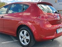 Usado Seat Leon Reference 105 CV (77 kW) 2008 Granate Utilitario