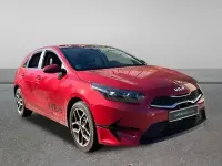 Usado Kia Ceed 136 CV (100 kW) 2023 Rojo Utilitario