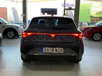 Usado Cupra Leon 150 CV (110 kW) 2025 Gris / plata Berlina