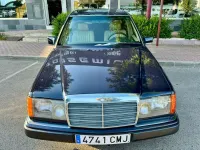 Usado Mercedes 260 147 CV (108 kW) 1989 Azul Berlina