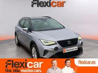 Usado Seat Arona Style 110 CV (80 kW) 2023 Gris / plata SUV