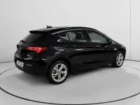 Usado Opel Astra Dynamic 136 CV (100 kW) 2017 Negro Utilitario