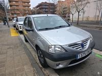 Usado Dacia Logan Lauréate 90 CV (66 kW) 2009 Gris / plata Berlina