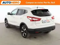 Usado Nissan Qashqai N-Connecta 110 HP (80 kW) 2016 Branco SUV