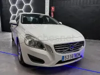Usado Volvo S60 Summum 115 CV (84 kW) 2012 Blanco Berlina