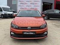 Usado VW Polo R-line 95 CV (69 kW) 2021 Granate Berlina