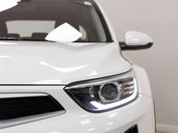 Usado Kia Stonic 101 CV (74 kW) 2021 Blanco SUV