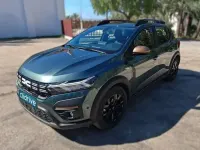 Usado Dacia Sandero Extreme 91 CV (66 kW) 2023 Verde Berlina