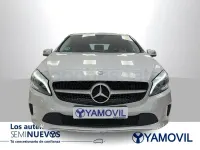 Usado Mercedes A180 Urban 122 CV (89 kW) 2016 Gris / plata Berlina