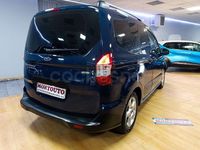 Usado Ford Tourneo Courier Ambiente 100 CV (73 kW) 2015 Azul Monovolumen
