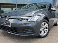 Usado VW Golf VIII Life 110 CV (80 kW) 2022 Gris / plata Berlina