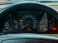 Usado Mercedes C180 Classic 122 CV (89 kW) 1999 Beige Berlina