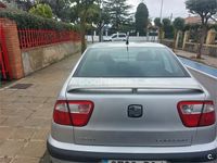 Usado Seat Cordoba Stella 75 CV (55 kW) 2002 Gris / plata Berlina