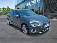 Usado Audi A3 Advanced Plus 110 CV (80 kW) 2024 Gris / plata Berlina