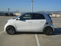 Usado Smart ForFour Passion 90 CV (66 kW) 2017 Gris Utilitario