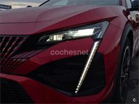 Usado Peugeot 408 GT GT 136 CV (100 kW) 2024 Rojo Berlina